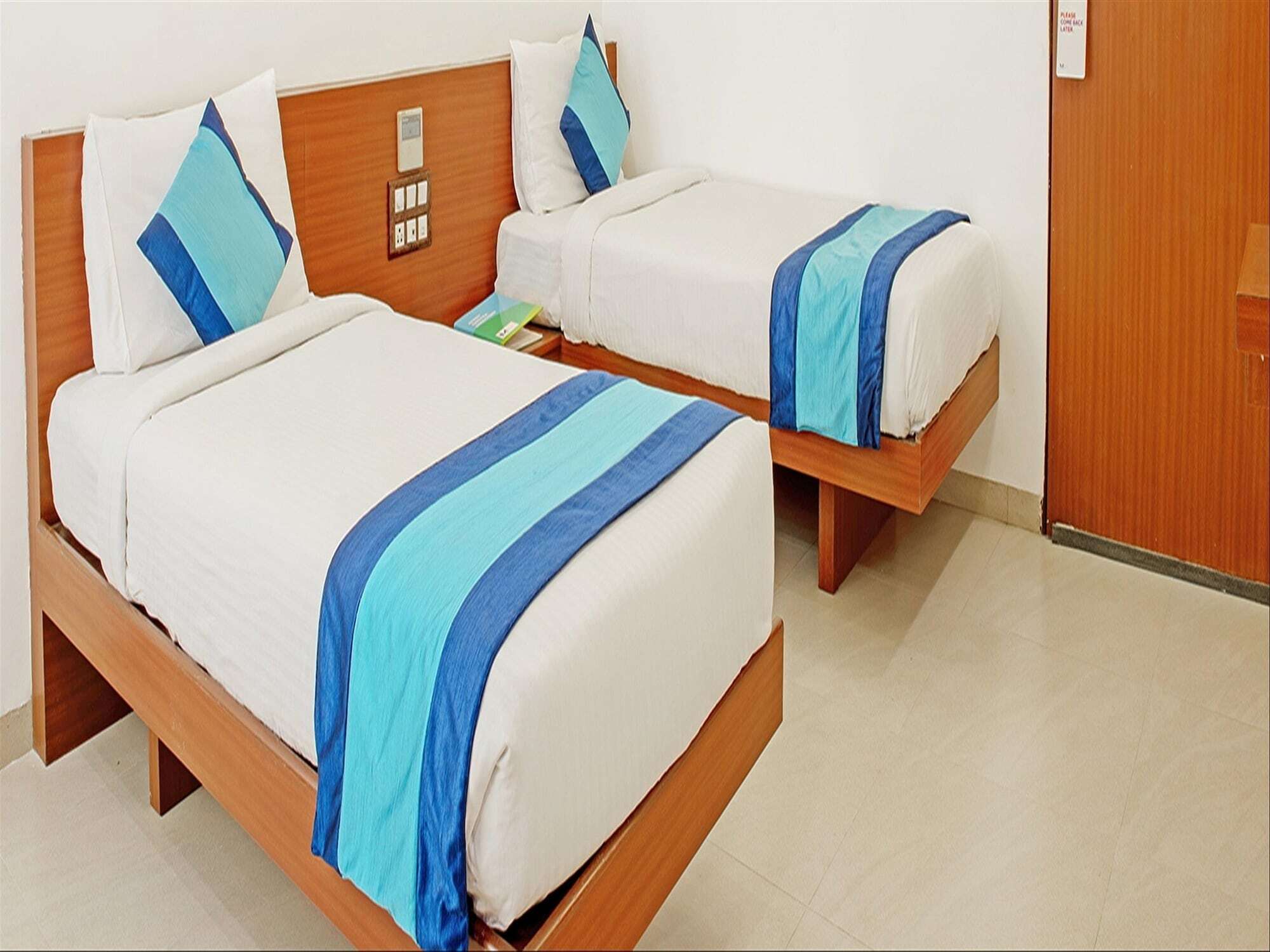 Hotel Mint Montvert Baner Pune Extérieur photo