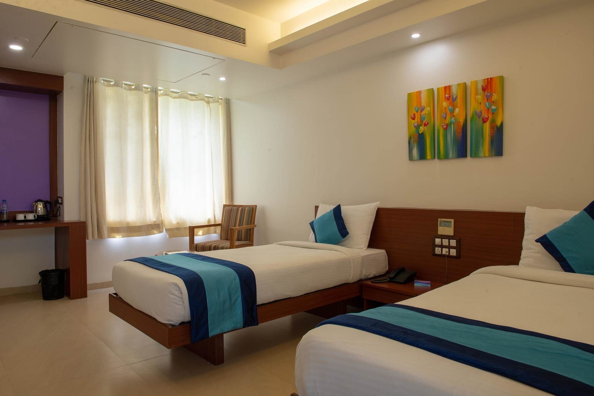 Hotel Mint Montvert Baner Pune Extérieur photo