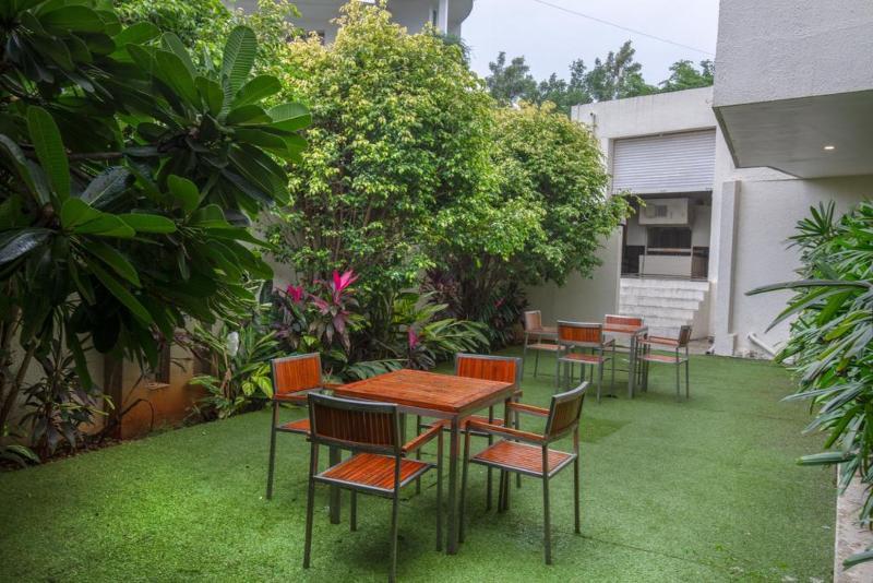 Hotel Mint Montvert Baner Pune Extérieur photo