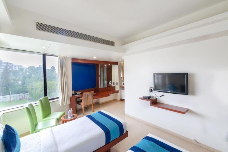Hotel Mint Montvert Baner Pune Extérieur photo