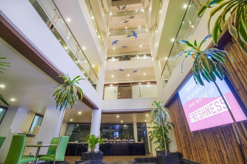 Hotel Mint Montvert Baner Pune Extérieur photo